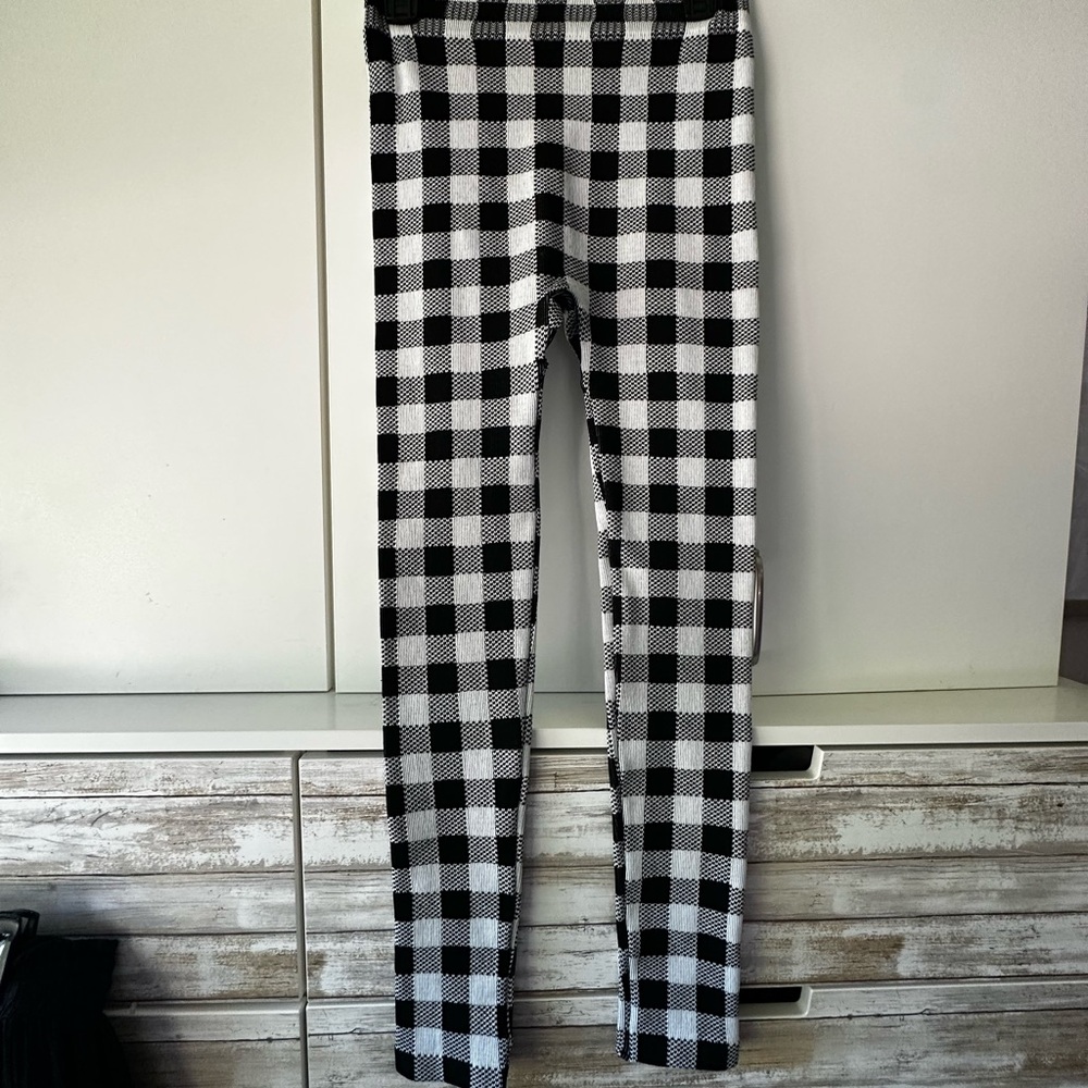 🖤 Muk Luks L/XL Black White Buffalo Check Knit Leggings Stretch Pants